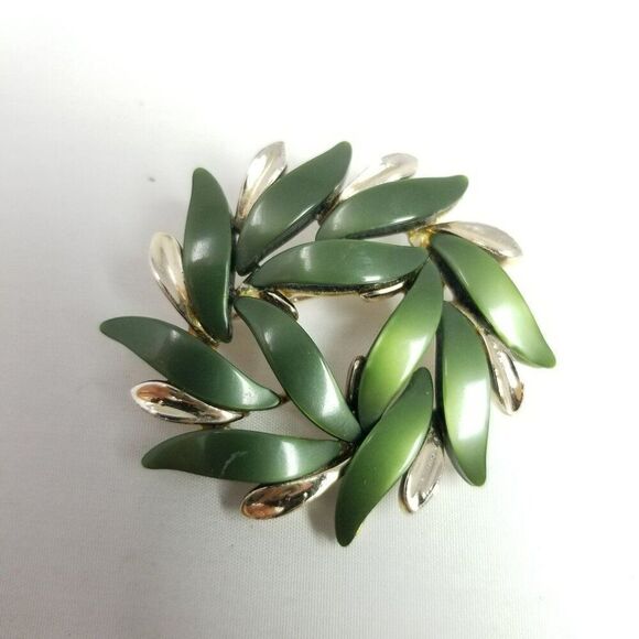 Vintage Claudette Green Lucite Leaf Flower Brooch Retro Lapel Pin, Estate - Picture 7 of 7